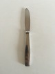 Georg Jensen 
Stainless 
'Plata' Dinner 
Knife with Long 
Handle. 
Measures 21.2 
cm / 8 11/32 
in.