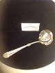 Nice Big spoon.
Three tower 
silver.
year. 1917
weight 88 
grams.
contact
phone ...