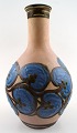 Kähler, HAK, 
glazed 
stoneware vase. 
1930s.
Glaze in dark 
blue shades. 
Hallmarked.
Measures: ...