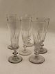 Champagne 
Flutes height 
17.5 cm. 19th 
century. No. 
265480
