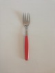 Georg Jensen 
Stainless Red 
Strata Dinner 
Fork. Measures 
19.2 cm / 7 
9/16 9 in.