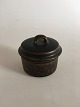 Arabia 
Stoneware. 
Ruska Sugar 
Bowl with Lid. 
5.5 x 10 cm (2 
11/64" x 3 
15/16")
