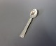 Tea spoon in 
"Rigsmoenster", 
hallmarked 
silver.
12 cm.
Ask for number 
in stock. All 
silver ...