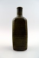 Large Stig 
Lindberg 
(1916-1982), 
Gustavsberg 
Studio pottery 
vase.
Glaze in 
shades of 
brown, ...
