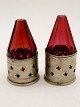 Salt and pepper 
cranberry glass 
and silverplate 
H. 7 cm. No. 
278348