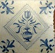 Dutch tile, 
1675 - 1725, 
with corner 
decorations in 
the form of the 
French lily 
(N'speerpunt). 
...