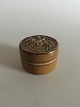 Bing & Grondahl 
Stoneware 
Lidded Box No 
D499. 5 cm H (1 
32/32"). 7.5 cm 
dia (2 61/64"). 
In good ...