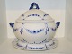 Bing & Grondahl 
Empire, large 
soup tureen 
with matching 
platter.
The factory 
mark shows, 
that ...
