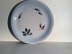 Bing and 
Grondahl, 
Falling Leaves, 
Round dish # 
101, 24.5cm in 
diameter, 1. 
Quality * 
perfect ...
