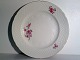 Bing and 
Grondahl, 
Volmer Japanese 
apple blossom, 
dinner plates * 
Perfect 
condition *