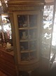 Louis XVL style 
corner cabinet 
with curved 
front.
Rustic green 
and gold.
Cover with 8 
glasses ...