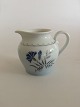 Bing & Grondahl 
Demeter / Blue 
Cornflower 
Creamer No 189 
or 95. 8 cm H 
(3 5/32")