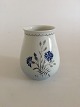 Bing & Grondahl 
Demeter / Blue 
Cornflower Vase 
No 202. 13 cm H 
(5 1/8").