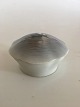 Bing & Grøndahl 
Lidded Bowl No. 
127 with Boat 
Decoration. 5.5 
cm H with lid 
on (2 11/64"). 
10 cm ...