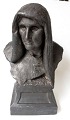 Sinding, Stephan (1846 - 1922) Denmark: Bust of an elderly woman. Black clay. Height: 32.5 cm. ...