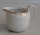 1 pcs in stock
095 Creamer 
8.5 cm Milch 
Pitcher Luna: 
White base, 
gold rim 
decoration, 
form 601