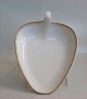 1 pcs in stock
199 Heart 
shaped bowl 24 
cm  (357) Luna: 
White base, 
gold rim 
decoration, 
form 601