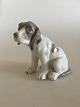 Heubach 
Porcelæn Figur 
af Hund. 8.5 cm 
 (3 11/32 in.). 
I fin stand.
