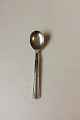 Margit Kronen 
silver plate 
Sugar Spoon. 
Measures 13 cm 
/ 5"