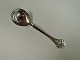 Butterfly. 
Silver (830). 
Marmelade 
spoon. Length 
13.8 cm