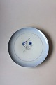 Bing & Grondahl 
Demeter / Blue 
Cornflower 
Buffet Dinner 
Plate No 26A. 
Measures 26 cm 
/ 10 15/64" ...