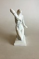 Herend Blanc de 
Chine Figurine 
Cleopatra with 
Snake. Measures 
24.5 cm / 9 
41/64"