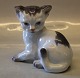 Rare Lyngby 08 
Cat 12 x 14 cm 
Marked with a 
Royal Crown 
Handpainted, 
Copenhagen Made 
in Denmark. ...