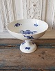 Royal 
Copenhagen Blue 
Flower dish 
No. 8064, 
Factory first
Height 15 cm. 
Diameter 22 cm. 
...