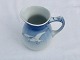 Fine creamer, 
Seagull without 
gold, # 393, 
9cm high, 9cm 
wide, 2. 
Quality.
*Nice 
condition*