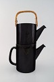 Rare 2-piece 
teapot,  "LA 
Colorado" 
design Stig 
Lindberg, 
Gustavsberg. 
Stamped. 
Height with 
...