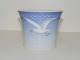 Bing & 
Grondahl, 
Seagull without 
gold edge, 
beaker.
The factory 
mark shows, 
that this was 
...