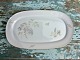 Serving dish in 
Venus frame 
from Bing & 
Grondahl, 
21.5cm wide, 
13cm deep • 
Perfect 
condition •