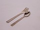 Cake fork 
(Sold) and tea 
spoon (150 DKK) 
in Derby 7. Ask 
for number in 
stock.
