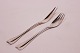 Carving fork 
and dinner fork 
in Kent. Ask 
for number in 
stock.
The price is 
set for dinner 
...