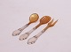 Set of serving 
cutlery.
12 cm, 12 cm 
and 9,5 cm.