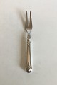 Cohr Saxon Meat 
Fork in Silver 
and Stainless 
Steel. Measures 
23.8 cm / 9 3/8 
in.