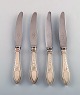 4 dinner knife, 
Danish silver 
(830).
Guardein: Jens 
Sigsgaard.
Measures: 21 
cm.
In very good 
...