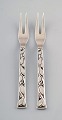 Evald Nielsen 
No. 30 (leaf 
pattern), 2 
pcs. 
herring/Cold 
cut forks in 
sterling ...