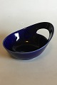 Rorstrand Blå 
Eld / Blue Fire 
Serving Bowl 
with Handle. 
Measures 12 cm 
/ 4 23/32 in. x 
20 cm / 7 ...