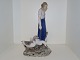 Large Bing & 
Grondahl 
figurine, girl 
with three 
geese.
The factory 
hallmark shows 
that this ...