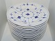 Blue Fluted (Blue Traditional)
Luncheon plate 21.6 cm.