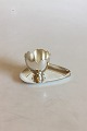 Sterling Silver 
Egg Cup. 
Stamped FS. 
Measures 4.5 cm 
/ 1 49/64 in. x 
9.5 cm / 3 
47/64 in.