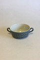 Bing & Grondahl 
Green Azur 
(Kronjyden) 
Little Bowl 
with Handles. 
Measures 11.5 
cm / 4 17/32 
in. dia.