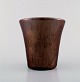 Jens Petersen 
(1890-1956)
Vase in 
ceramics by 
Jens Petersen, 
signed JP. 
Measures 11,5 
cm x 11 ...