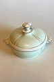 Bing & Grondahl 
Service with 
green 
decoration with 
gold on form 
507(Herregaard) 
Round Tureen 
...