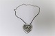Heerup. 
Sterling (925). 
Heart with 
chain. Width 
5.5 cm