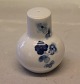 2 pcs in stock
531 Pepper 7.5 
cm Troy B&G 
porcelain : 
White base, 
pattern of blue 
flowers, on ...