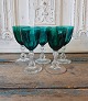 Beautiful white 
wine glass in 
crystal with 
dark green 
bowl.
Height 13.5 
cm.
Stock: 5