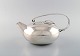 Lino Sabattini 
(1925-2016) for 
Christofle. 
Modernist 
teapot in 
silver plated 
metal. Ca. ...
