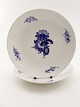 Royal 
Copenhagen blue 
flower dish 
10/8212 1.sort. 
D. 22.5 cm. No. 
364023